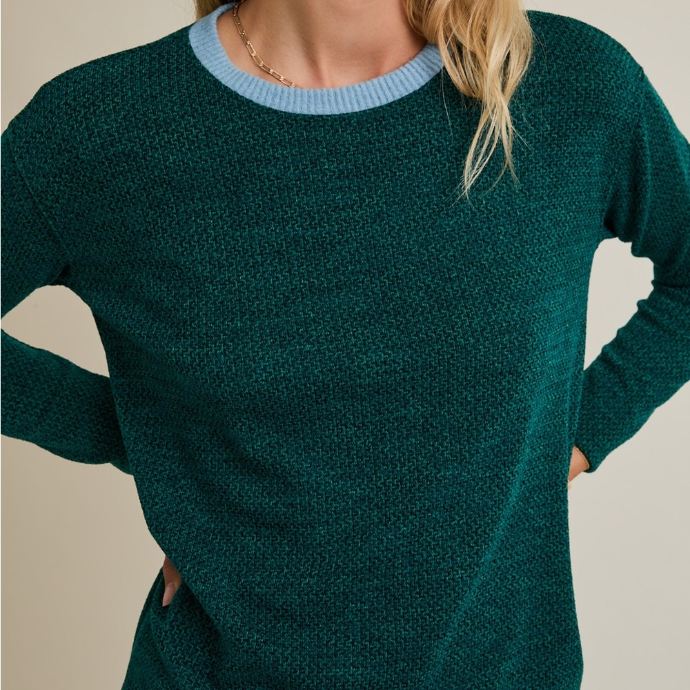 Round Neck Long Sleeve Top - Picture 2 of 4